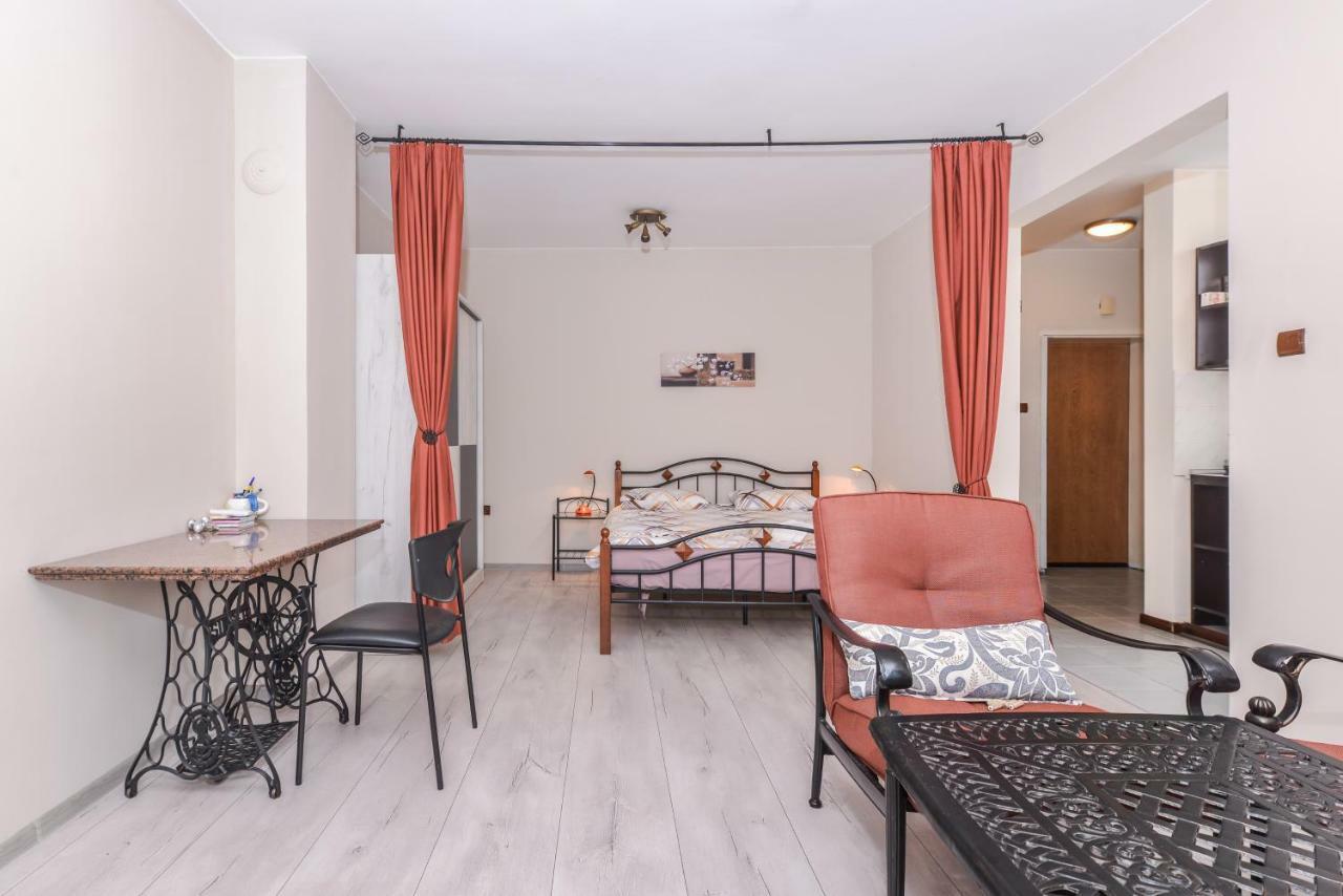 Visit Sofia | Macedonia Square Central Apartment المظهر الخارجي الصورة