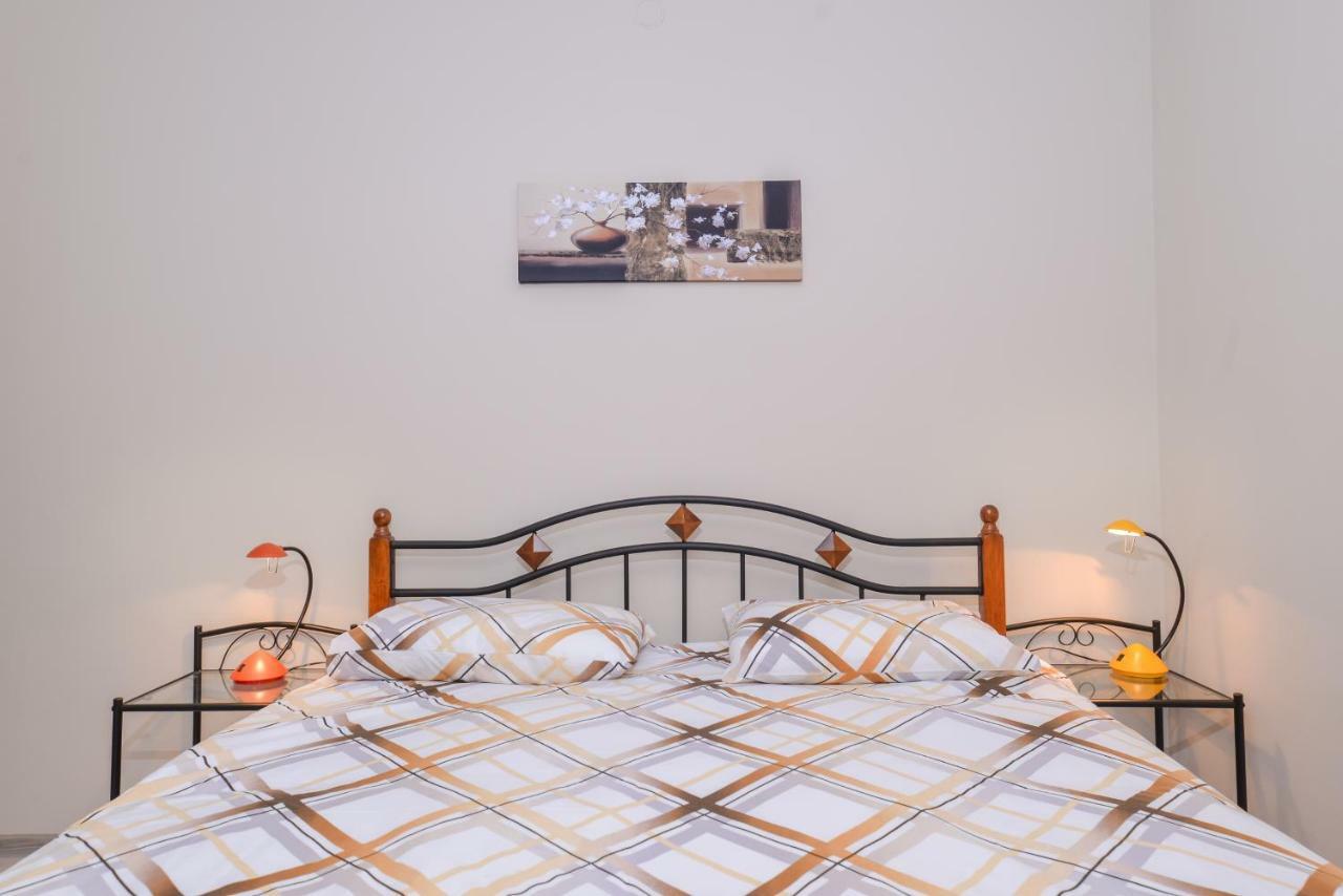 Visit Sofia Macedonia Square Central Apartment By Flat Mаnager المظهر الخارجي الصورة