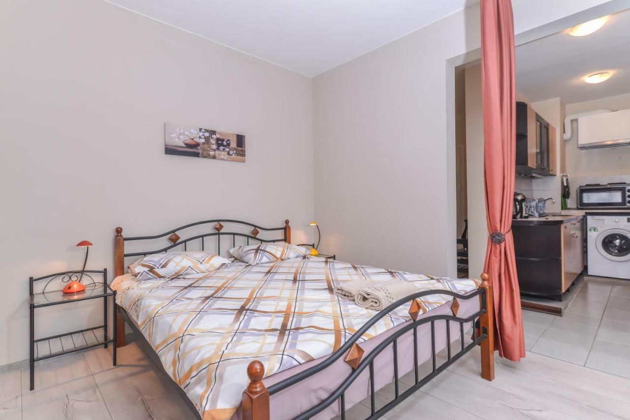 Visit Sofia Macedonia Square Central Apartment By Flat Mаnager المظهر الخارجي الصورة